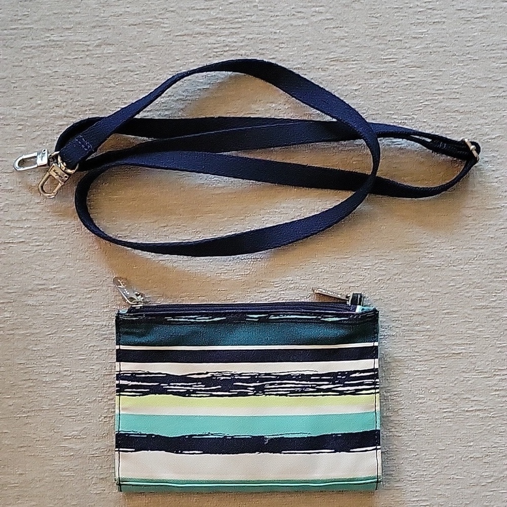 THIRTY-ONE CROSS TOWN SEA STRIPE CROSSBODY/WALLET Travel